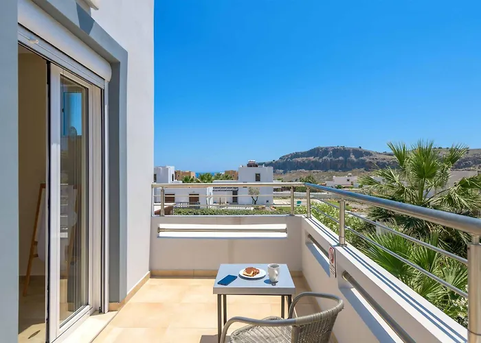 Ariadne Lindos فيلة *