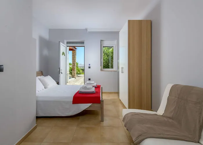 Ariadne Lindos فيلة Pefki