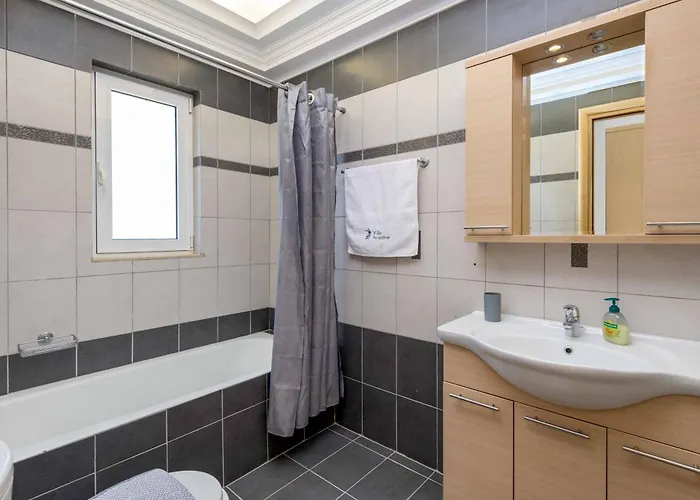 فيلة Ariadne Lindos